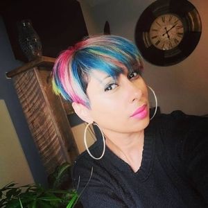 Meet your Posher, Luz chili